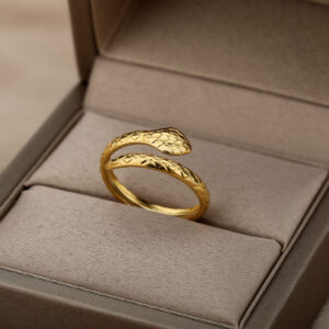 Køb Small Texture Snake Ring 18K Guldbelagt billigt online tilbud