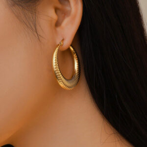 Køb Twisted Dome Hoops 18K Guldbelagt billigt online tilbud