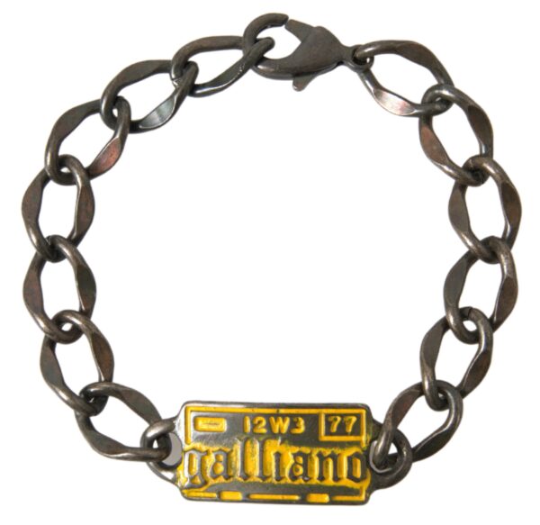 Køb John Galliano Sølv Tone Brass Chain Logo Dame Armbånd billigt online tilbud