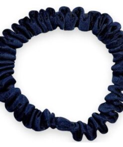 shop Cillouettes Silke Scrunchie Small - Navy Blue af Cillouettes - online shopping tilbud rabat hos shoppetur.dk