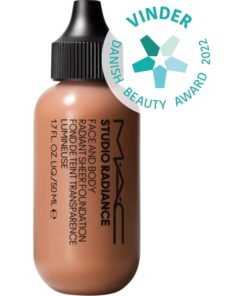 shop MAC Studio Radiance Face And Body Radiant Sheer Foundation 50 ml - W4 af MAC Cosmetics - online shopping tilbud rabat hos shoppetur.dk