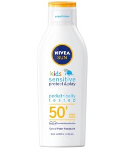 shop Nivea Sun Kids Sensitive Protect & Play Sun Lotion SPF 50+ - 200 ml af Nivea - online shopping tilbud rabat hos shoppetur.dk