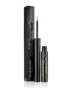 Elizabeth Arden Beautiful Color Bold Defining Liquid eyeliner 1