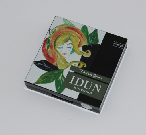 Idun Mineral transparant illuminating powder 522 tilda 3