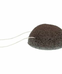 shop Benecos Natural Konjac Sponge -Black Deep Cleansing af Benecos - online shopping tilbud rabat hos shoppetur.dk