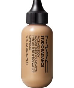 shop MAC Studio Radiance Face And Body Radiant Sheer Foundation 50 ml - C3 af MAC Cosmetics - online shopping tilbud rabat hos shoppetur.dk