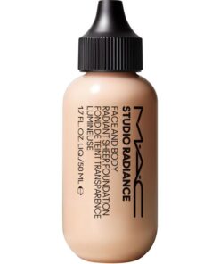 shop MAC Studio Radiance Face And Body Radiant Sheer Foundation 50 ml - W0 af MAC Cosmetics - online shopping tilbud rabat hos shoppetur.dk