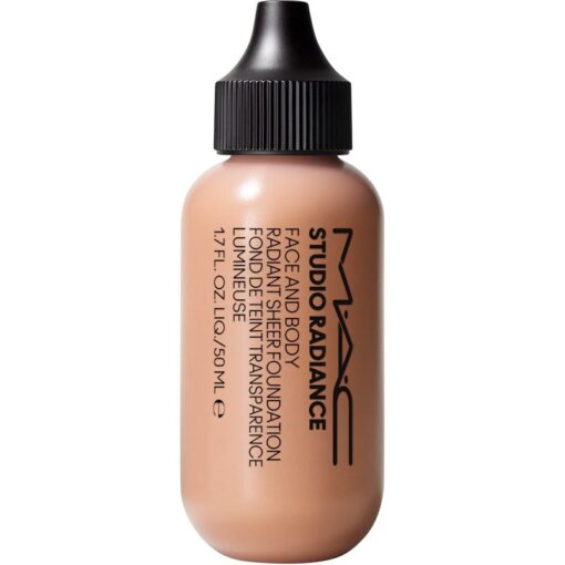 shop MAC Studio Radiance Face And Body Radiant Sheer Foundation 50 ml - W2 af MAC Cosmetics - online shopping tilbud rabat hos shoppetur.dk