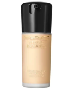 shop MAC Studio Radiance Serum-Powered Foundation 30 ml - NC15 af MAC Cosmetics - online shopping tilbud rabat hos shoppetur.dk