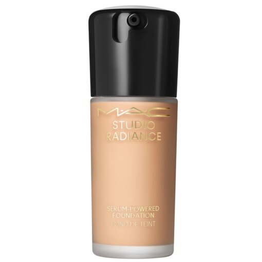 shop MAC Studio Radiance Serum-Powered Foundation 30 ml - NW18 af MAC Cosmetics - online shopping tilbud rabat hos shoppetur.dk