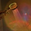 Vandbesparende bruse hoved med temperaturkontrol i farverig LED lys billigt køb tilbud online shopping