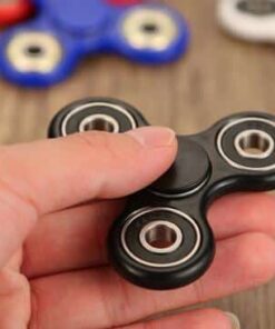 Fidget Spinner - flere forskellige farver billigt køb tilbud online shopping