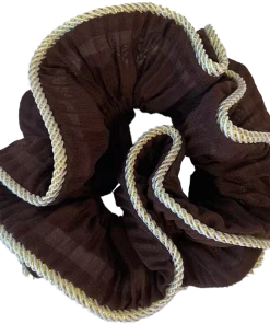 shop By Stær LILJE Scrunchie - Chocolate af By Str - online shopping tilbud rabat hos shoppetur.dk