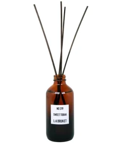 shop L:a Bruket 319 Room Diffuser Sweet Tobak 200 ml af La Bruket - online shopping tilbud rabat hos shoppetur.dk