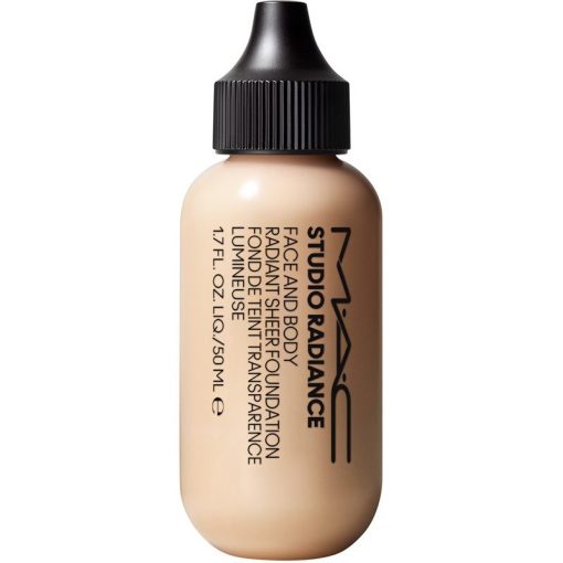 shop MAC Studio Radiance Face And Body Radiant Sheer Foundation 50 ml - C0 af MAC - online shopping tilbud rabat hos shoppetur.dk