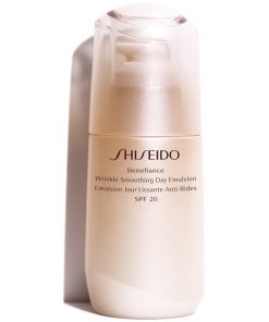 shop Shiseido Benefiance Wrinkle Smoothing Day Emulsion SPF20 75 ml af Shiseido - online shopping tilbud rabat hos shoppetur.dk