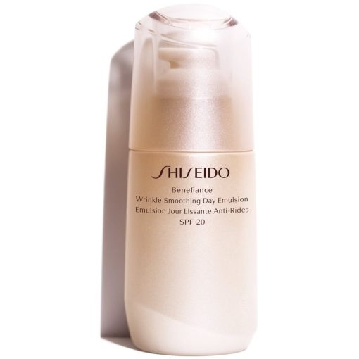 shop Shiseido Benefiance Wrinkle Smoothing Day Emulsion SPF20 75 ml af Shiseido - online shopping tilbud rabat hos shoppetur.dk