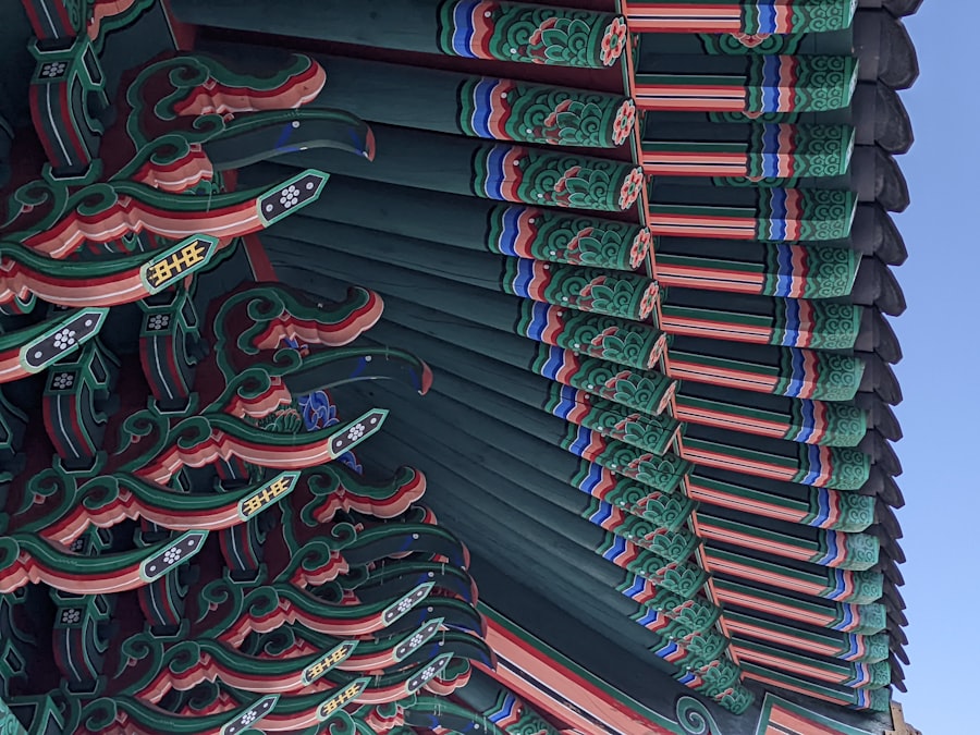 Genbrugsshopping: sådan finder du gode fund 2 Photo Thrift store rack